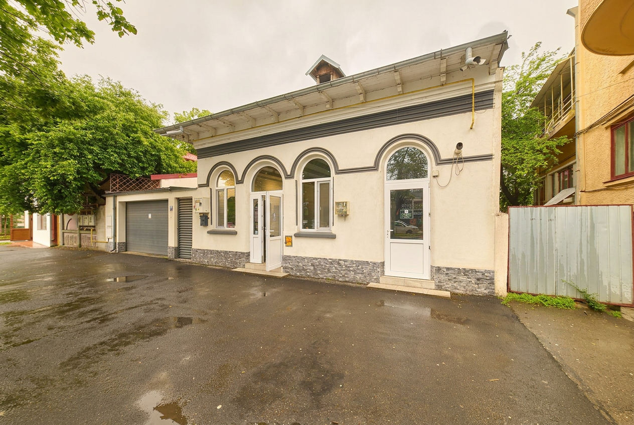 Studio 161 — fațada